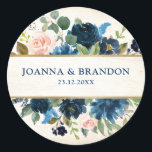 Burgundy Red Navy Floral Rustic Boho bedankt Ronde Sticker<br><div class="desc">Waterverf Bourgogne Rood Navy blauw Bloemen Rustiek Land Schuur Hout Boho Bruiloft Dank u sticker. Perfect voor een herfstbruiloft. Het ontwerp is voorzien van een prachtig boeket van bordeaux / Marsala, perzik, marinebloemen / rozen met bijpassende bladeren op oud perkament / papyruspapier. Vind meer bijpassende design en variaties in mijn...</div>