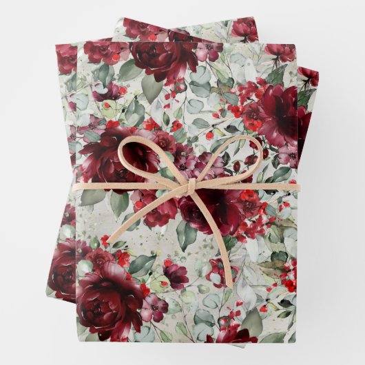 Burgundy Red Peony Silver Eucalyptus Greenery Inpakpapier Vel (In situ)