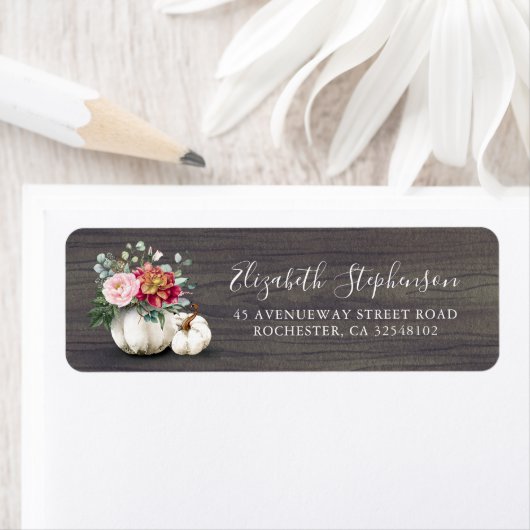 Burgundy Red Pumpkin Vase Rustic Herfst Etiket (Insitu)