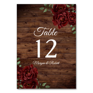 Burgundy Red Rose Rustic Wood Weddenschap Tabelnum Kaart