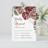Burgundy Red Roses Floral Wedding RSVP Kaartje (Staand voorkant)