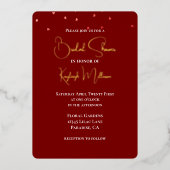 Burgundy Rode Vallende Harten Bruidsuitvaart Folie Uitnodiging (Voorkant)