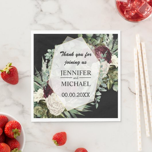 Burgundy roos donkere huidskleur  bruiloft servet (Insitu)