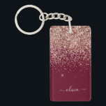Burgundy Roos Gold Blush Pink Glitter Monogram Sleutelhanger<br><div class="desc">Roos Gold - Blush Pink en Burgundy Sparkle Glitter Script Monogram Name Sleutelhanger. Dit maakt de perfecte liefhebbende 16 verjaardag,  bruiloft,  vrijgezellenfeest,  verjaardagsdag,  baby shower of vrijgezellenfeest voor iemand die van luxe glam en stijl houdt.</div>