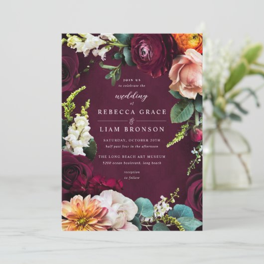 Burgundy Roos Ranunculus Wedding Kaart (Staand voorkant)