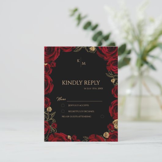 Burgundy Roses Boho Wedding RSVP Kaartje (Staand voorkant)