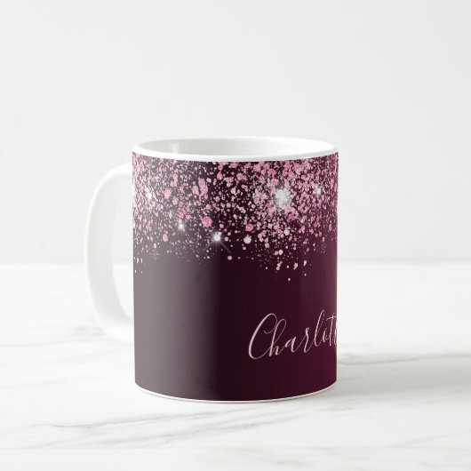 Burgundy roze glitter-stofnaamscript koffiemok (Voorkant links)
