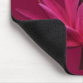 Burgundy Roze Waterlelie Muismat Monogram (Hoek)