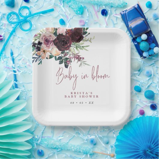 Burgundy Rozen Baby in Baby shower Bloom Papieren Bordje (Feest)