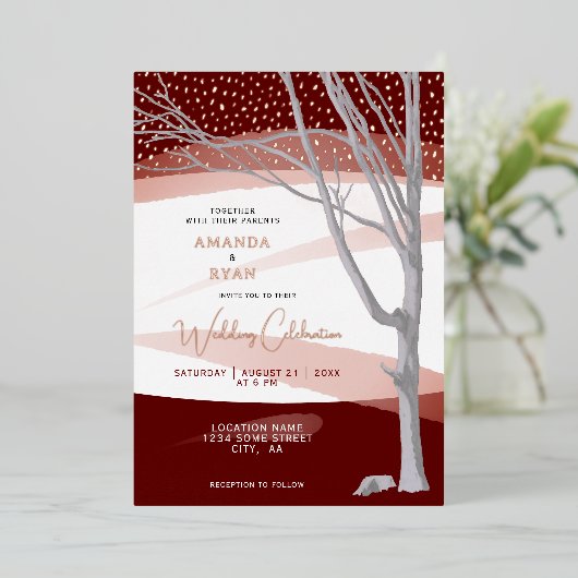 Burgundy Rustic Winter Tree Waterverf Wedding Folie Uitnodiging (Staand Voorkant)