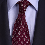 Burgundy Scales of Justice Lawyer Stropdas<br><div class="desc">Dit klassieke, conservatieve ontwerp kenmerkt de schalen van rechtvaardigheid die in een verscheidenheid van kleurrijke achtergronden wordt gegeven en is ideaal voor een advocaat, een advocaat, een aanklager, een rechter, een paralegal, of zelfs een rechtenstudent die afstuderen of het overgaan van het balie-examen viert. Creëer Een uniek cadeaupakket door een...</div>