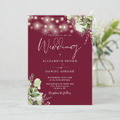 Burgundy Slingerlichten Bloem QR Code Trouwen Kaart (Staand voorkant)