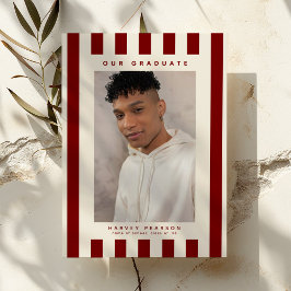 Burgundy Sportieve Strepen 2 Foto Afstuderen Aankondiging