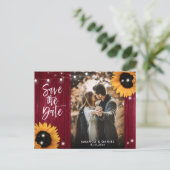 Burgundy Sunflower Save the Date Photo Briefkaart (Staand voorkant)