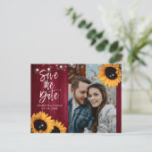 Burgundy Sunflower Wedding Save the Date Photo Briefkaart (Staand voorkant)