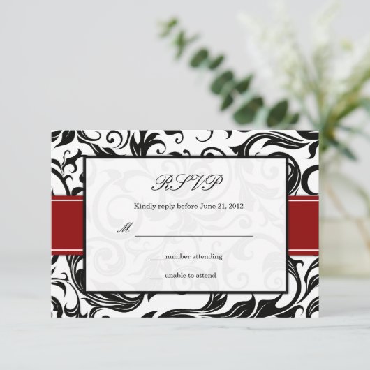 Burgundy Swirl Wedding RSVP Kaartje (Staand voorkant)