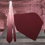 Burgundy to Pink Ombre Wedding Stropdas<br><div class="desc">Een bruine tot roze ombre monochromatische bruiloft stropdas.</div>