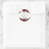 Burgundy waterverf floral rustige boho bruiloft ronde sticker (Tas)