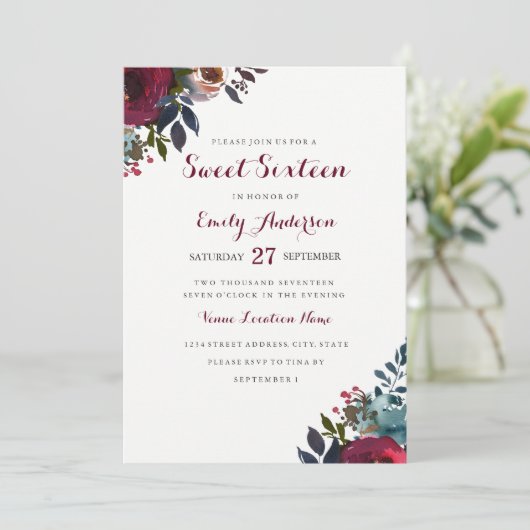 Burgundy Waterverf Floral Sweet Sixteen Invite Kaart (Staand voorkant)