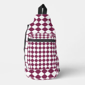 Burgundy White Checker Diamond Pattern Sling Bag (Voorkant)