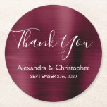 Burgundy & White Modern Weddenschap Bedankt Ronde Kartonnen Onderzetter<br><div class="desc">Burgundy en White Faux Metallic Stainless Steel Modern and Elegant Wedding Dank u Onderzetters. Deze Cranberry Burgundy Drink-kustbewoners kunnen worden aangepast om jouw naam en trouwdatum op te nemen. De Paarse Marsala-Onderzetters maken deel uit van het Collectie van de Bourgogne. De extra pas punten aan kunnen op verzoek aan de...</div>