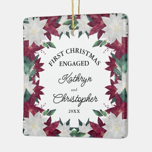 Burgundy White Poinsettias Eerste Kerstmis Keramisch Ornament (Links)