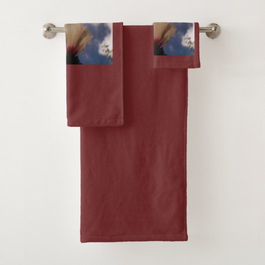 Burgundy White Rose Bad Handdoek (Insitu)