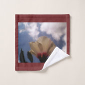 Burgundy White Rose Bad Handdoek (Wasdoekje)