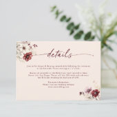 Burgundy Wildebloem Bruiloft Details Enclosure Kaa Kaart (Staand voorkant)
