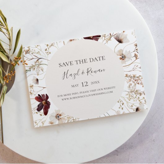 Burgundy Wildflower Horizontale Bewaar de datum Save The Date