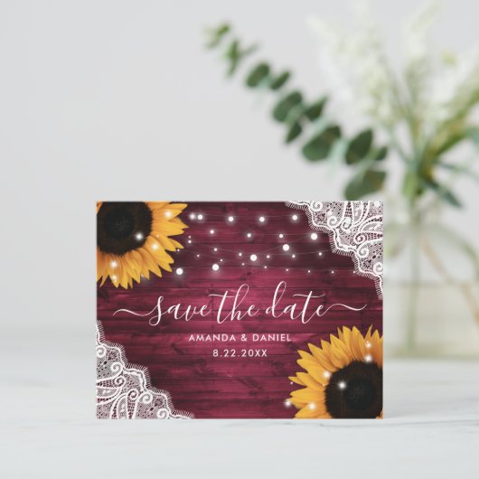 Burgundy Wood Lace Sunflower Wedstrijding Save the Aankondigingskaart (Staand voorkant)