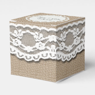 Burlap and Lace Art Favor Box Bedankdoosjes