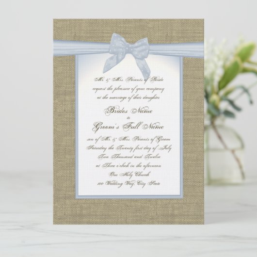 Burlap en Blue Bow Country Wedding Kaart (Staand voorkant)