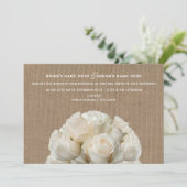 Burlap Geïnspireerd White Roses Wedding Invitation Kaart (Staand voorkant)