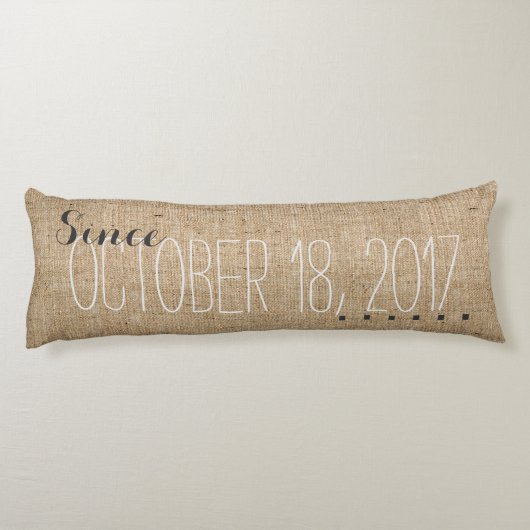 Burlap Personaliseert huwelijksnamen Datum Gift Lichaamskussen (Achterkant)