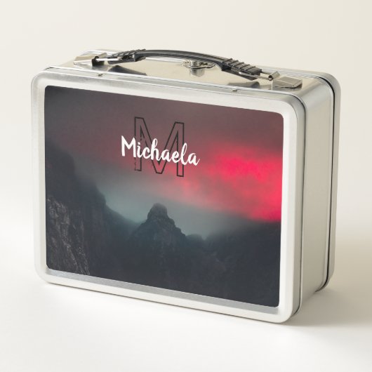 Burning clouds, fog and mountains monogram in sky (Achterkant)