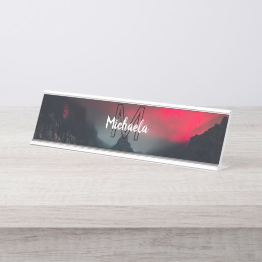 Burning clouds, fog and mountains monogram in sky bureau naambordje (Voorkant)