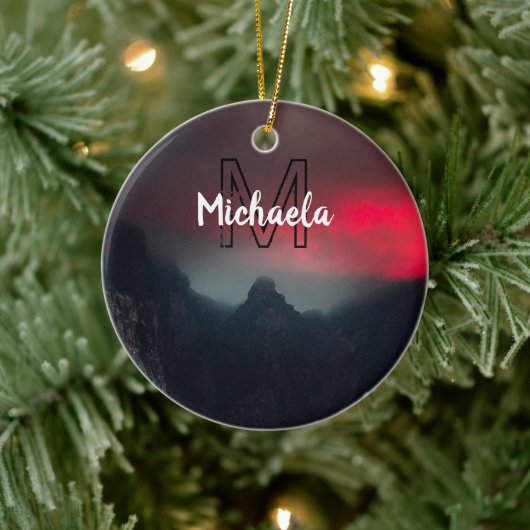 Burning clouds, fog and mountains monogram in sky keramisch ornament (Boom)