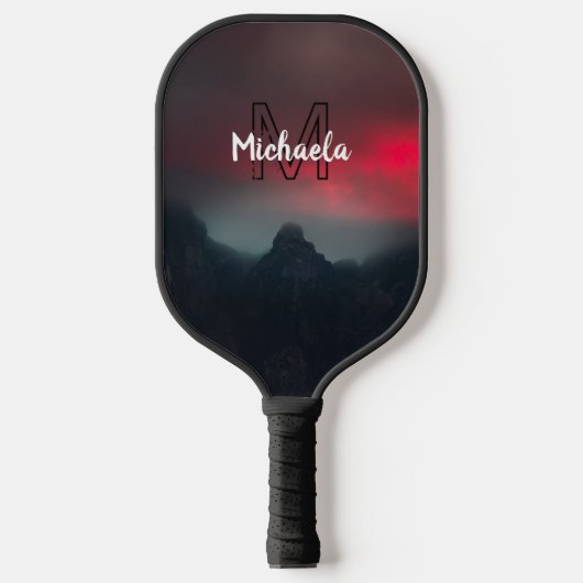 Burning clouds, fog and mountains monogram in sky pickleball paddle (Voorkant)