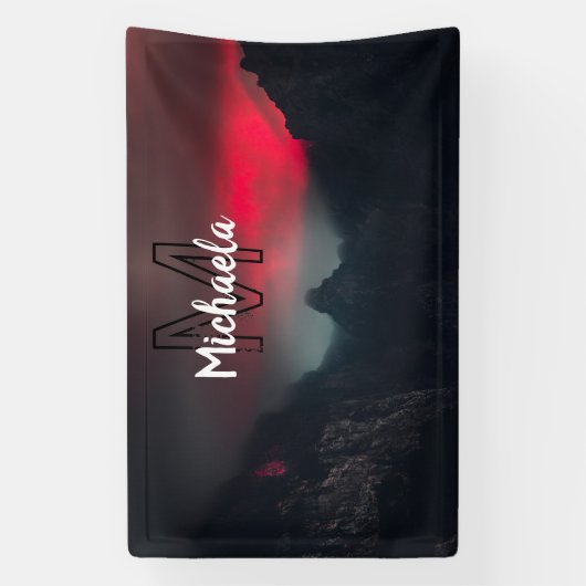 Burning clouds, fog and mountains monogram in sky spandoek (Verticaal)