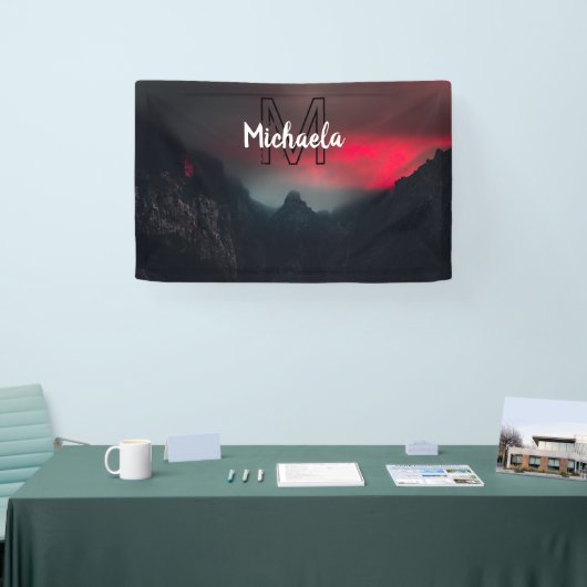 Burning clouds, fog and mountains monogram in sky spandoek (Beurs)