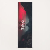 Burning clouds, fog and mountains monogram in sky yogamat (Voorkant)