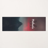 Burning clouds, fog and mountains monogram in sky yogamat (Achterkant (horizontaal))