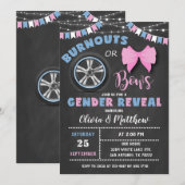 Burnouts or bows gender reveal invitation kaart (Voorkant / Achterkant)