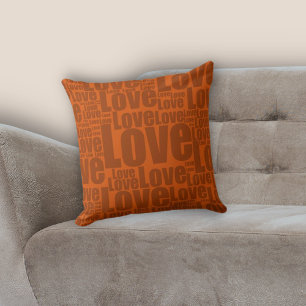 Burnt Orange Love Typography Kussen