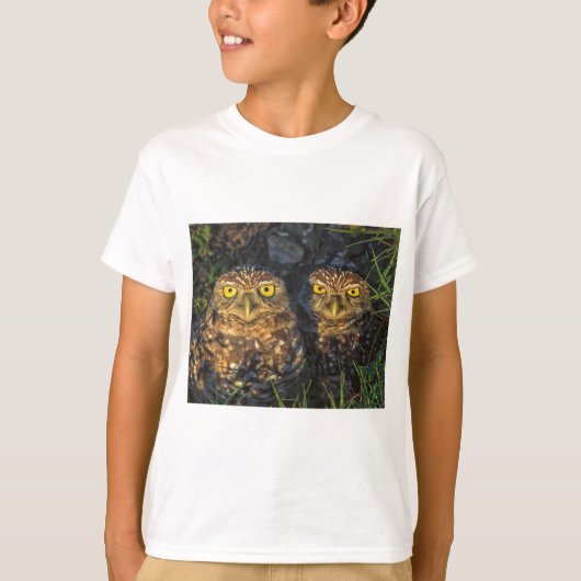 Burrowing Owls Cuddled in hun Burrow T-shirt (Voorkant)