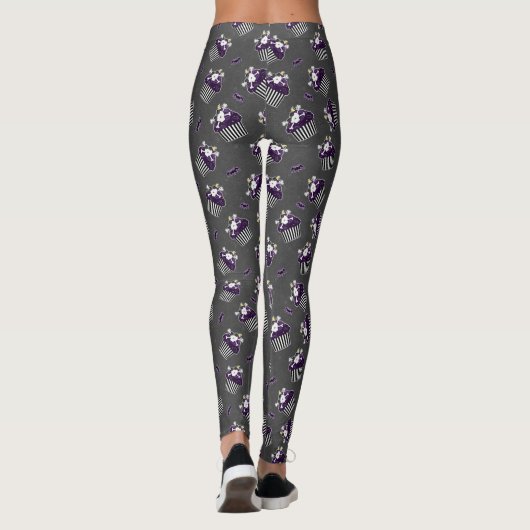 Burtonesque Skull Cupcake and Bats Leggings (Achterkant)