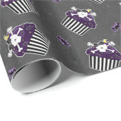 Burtonesque Skull Cupcake and Bats Wrapping Paper Cadeaupapier (Rol Hoek)