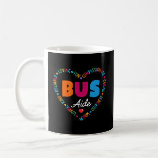 Bus assistent team terug naar school voor bus team koffiemok