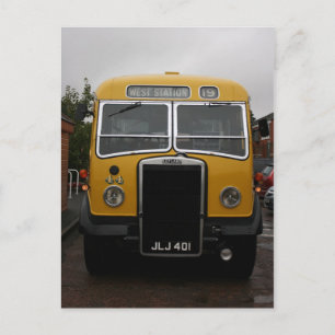 bus bij het station Bishops Lydeard in Somerset Briefkaart